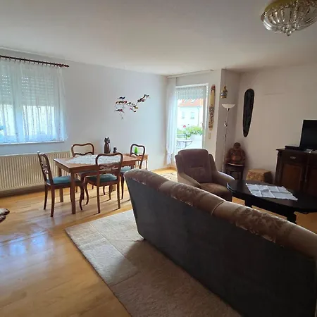 Appartement 2 Raum By Interhome
